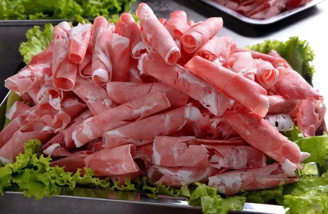 【民风】涮羊肉是冬天很多人的最爱“组装”的羊肉片吃过没有？(图2)