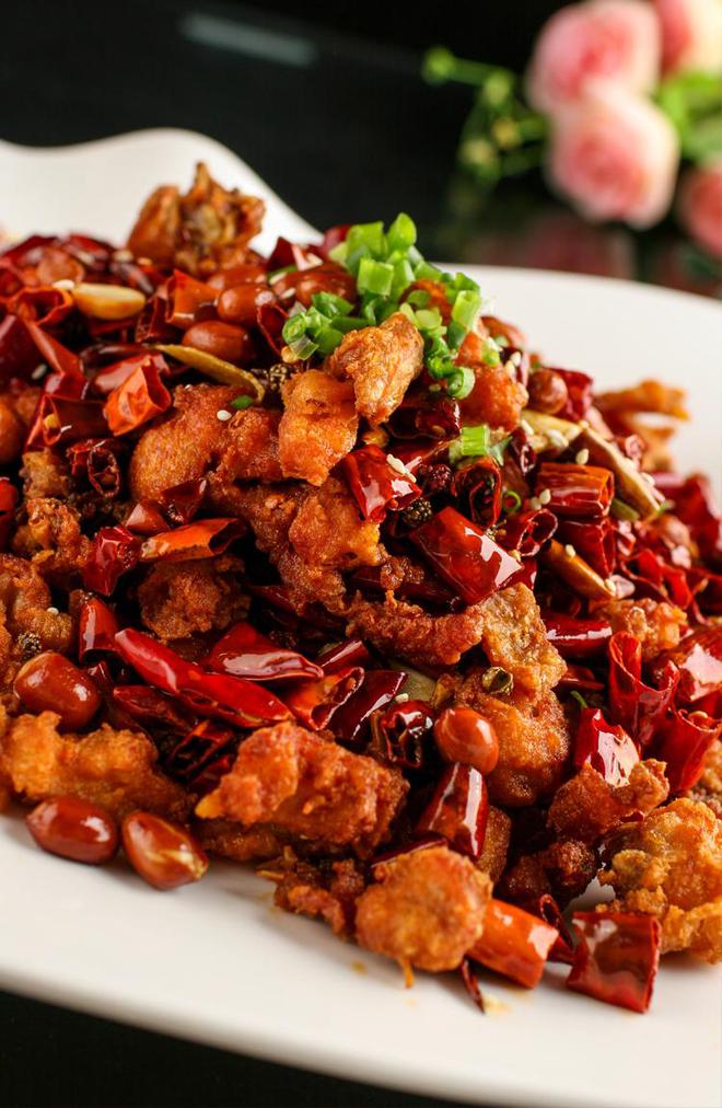 【双语】你好！中国 辣椒里面找肉吃吃的就是鲜香麻辣！(图2)